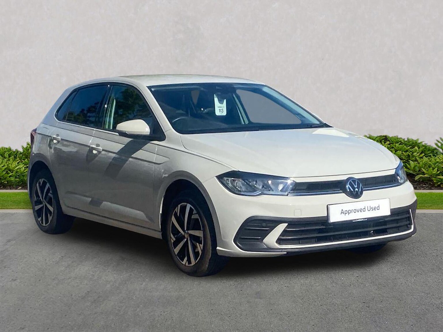 Main listing image - Volkswagen Polo