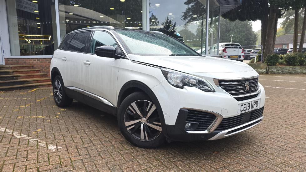 Main listing image - Peugeot 5008