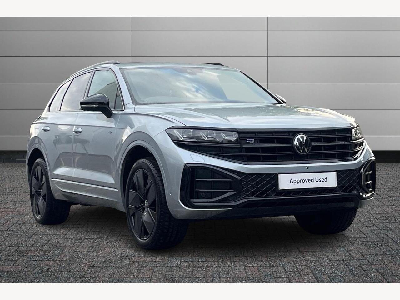 Main listing image - Volkswagen Touareg