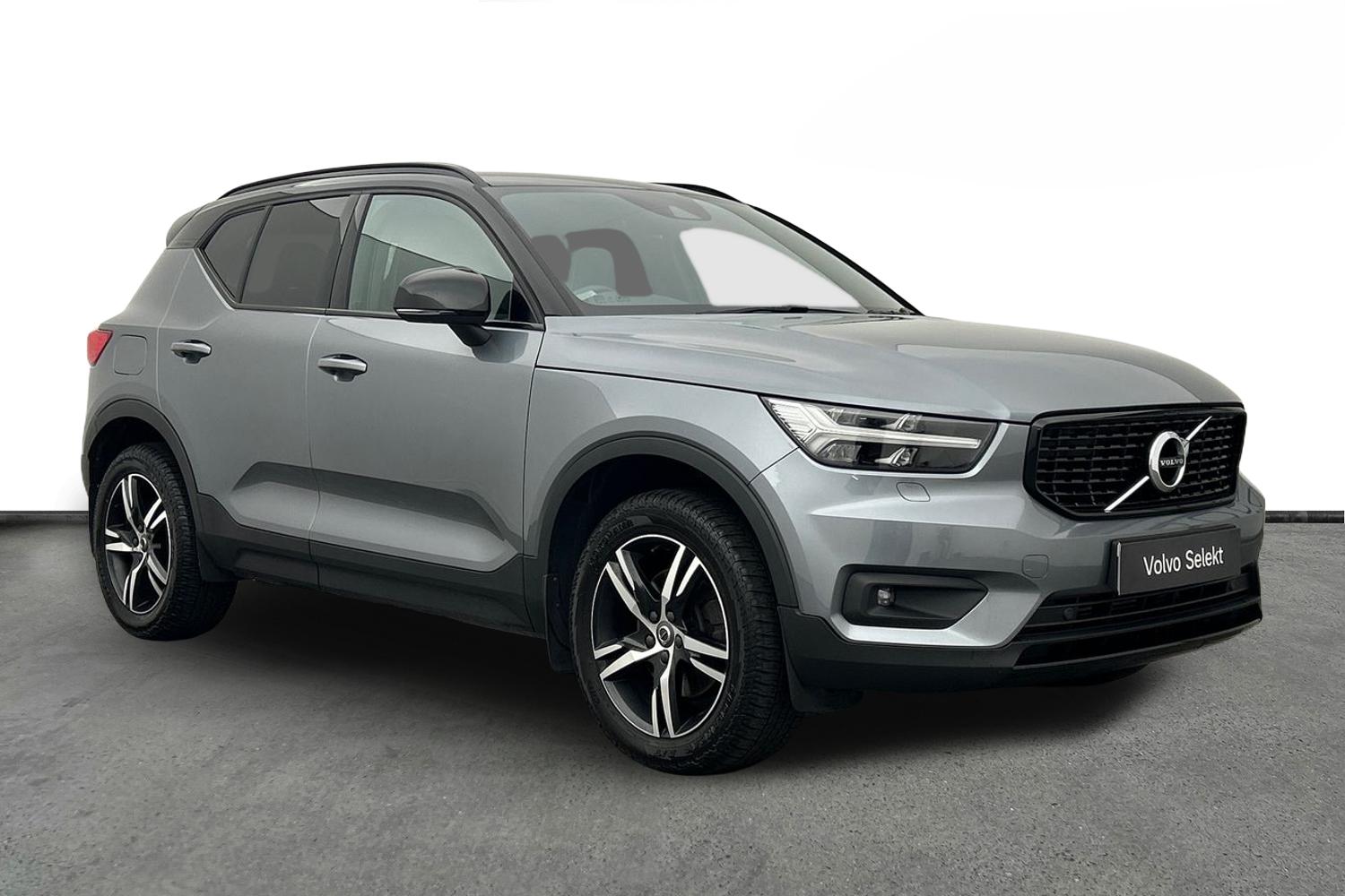 Main listing image - Volvo XC40