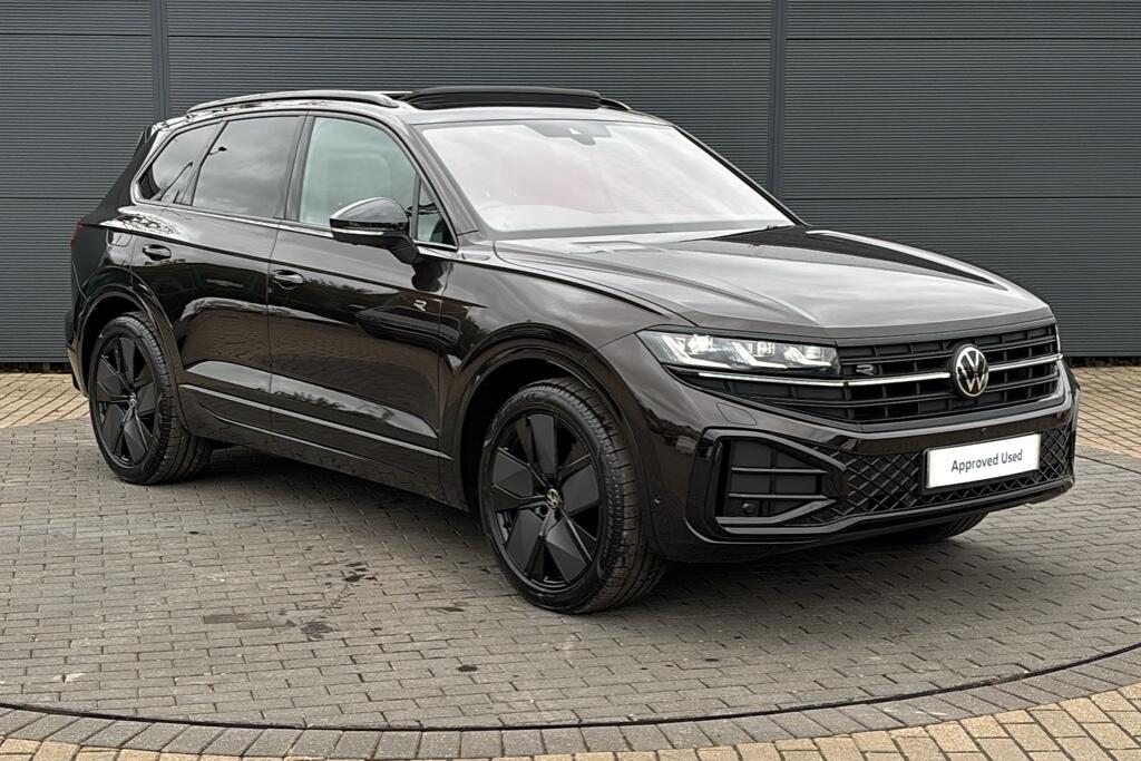 Main listing image - Volkswagen Touareg