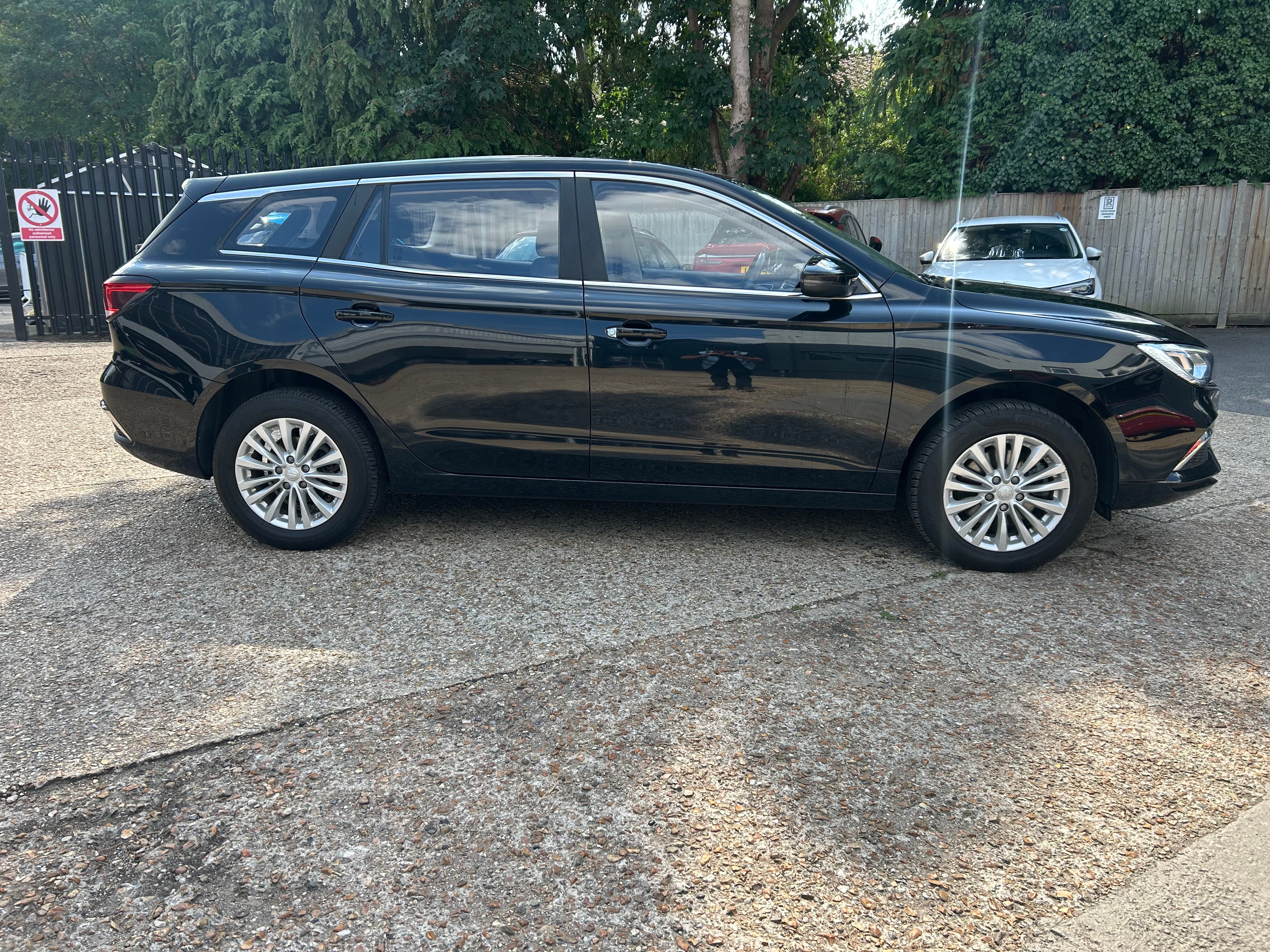 Main listing image - MG MG5