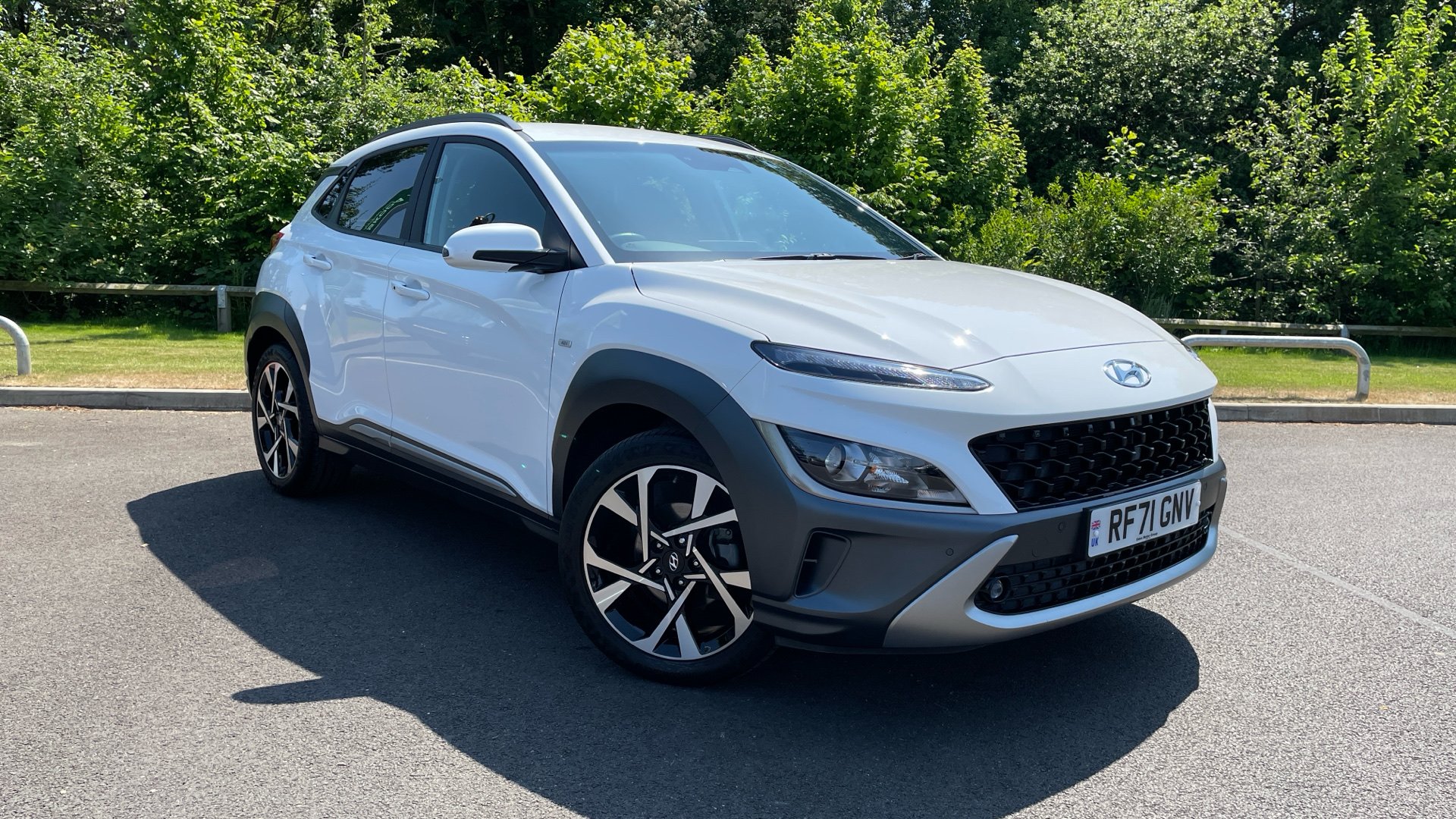 Main listing image - Hyundai Kona