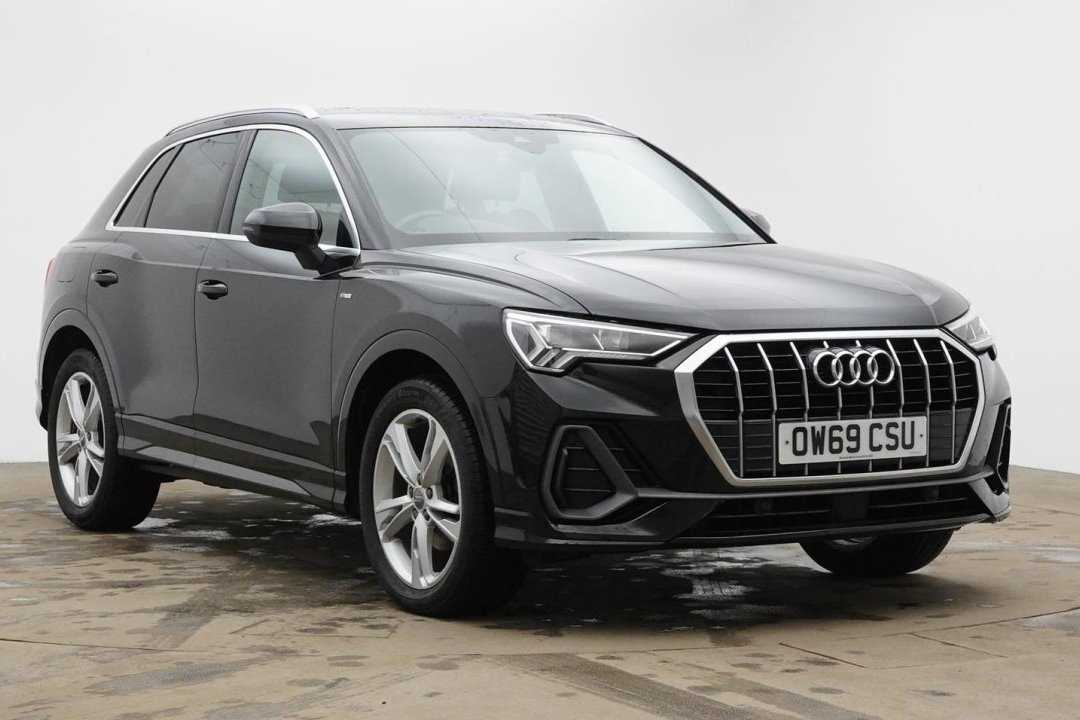 Main listing image - Audi Q3