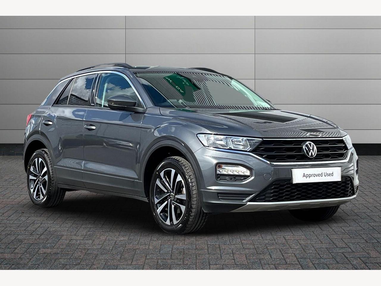 Main listing image - Volkswagen T-Roc
