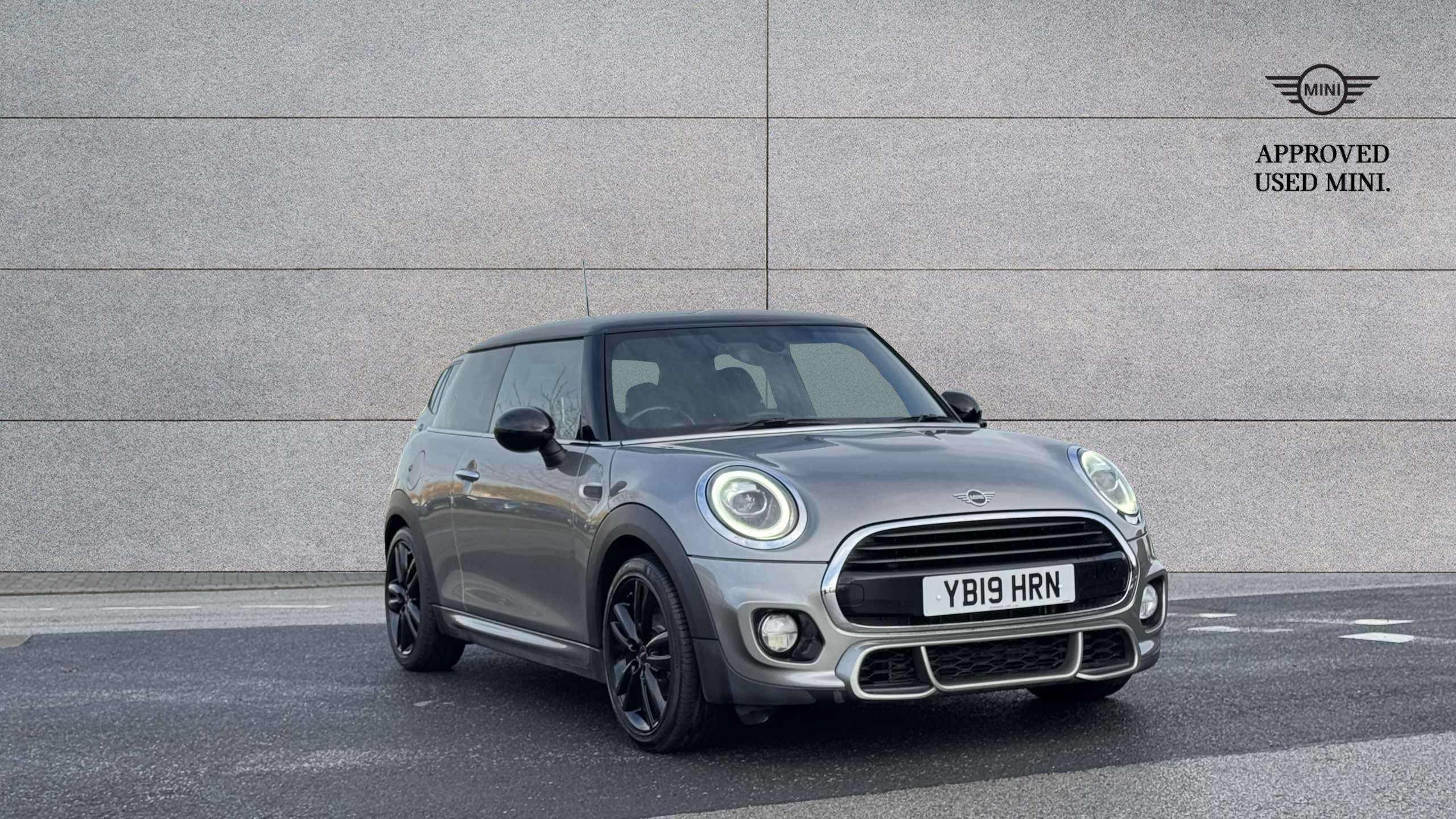 Main listing image - MINI Hatchback