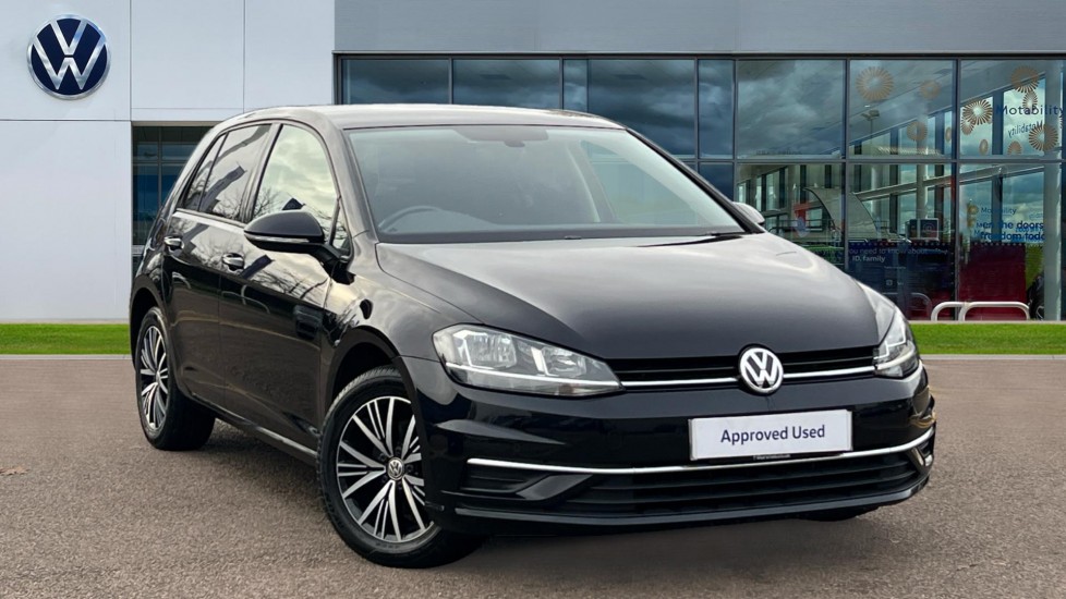 Main listing image - Volkswagen Golf