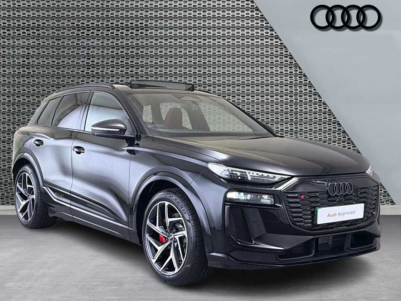 Main listing image - Audi Q6