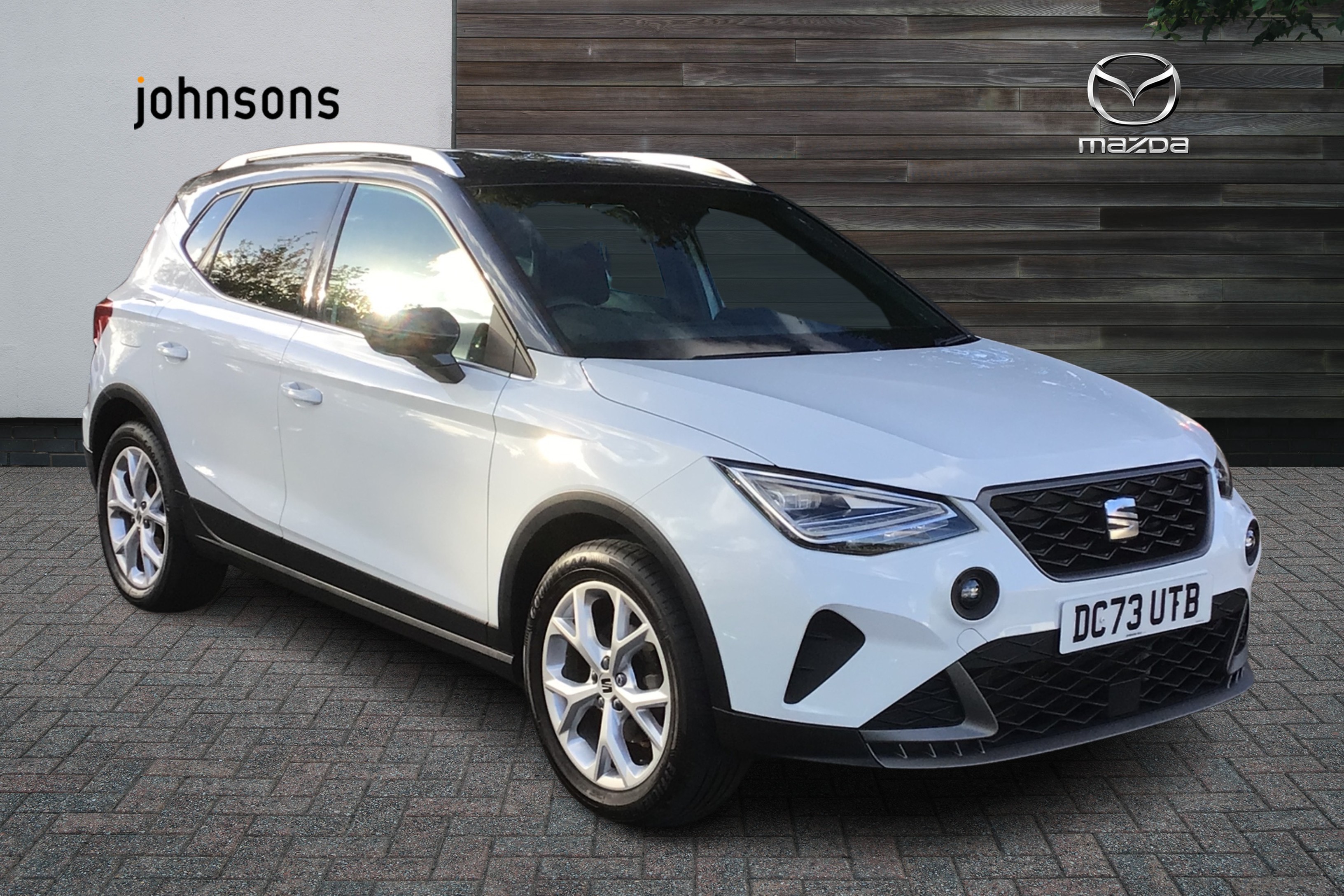Main listing image - SEAT Arona