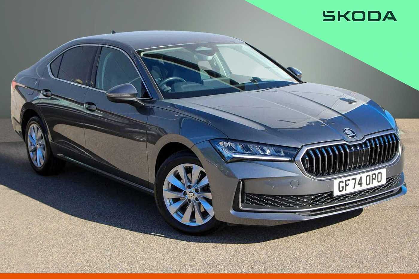 Main listing image - Skoda Superb