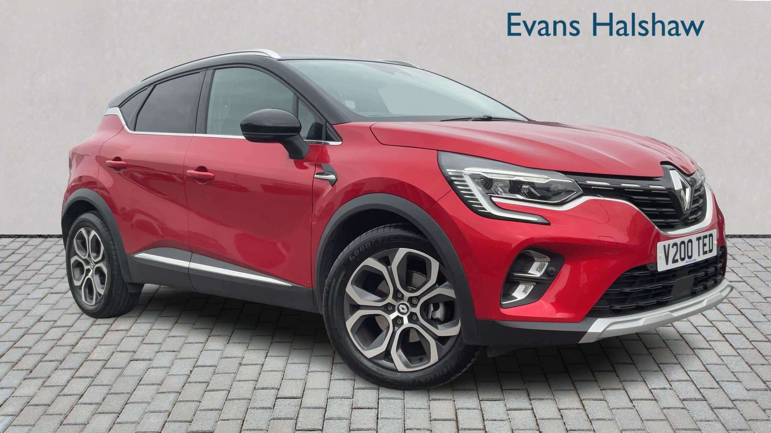 Main listing image - Renault Captur