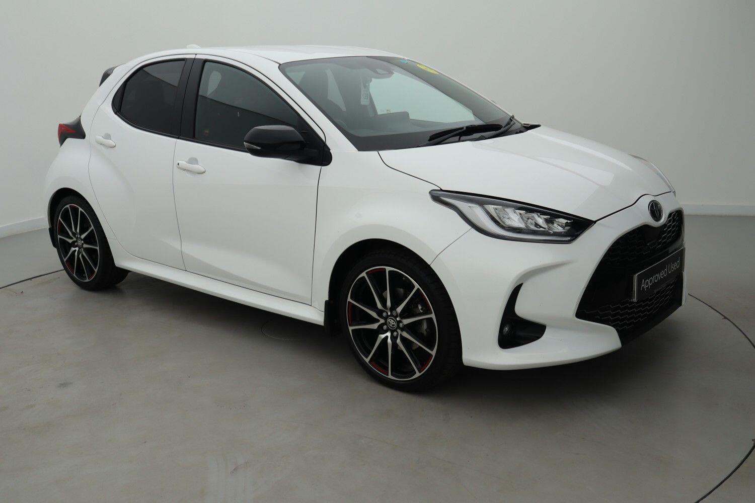 Main listing image - Toyota Yaris
