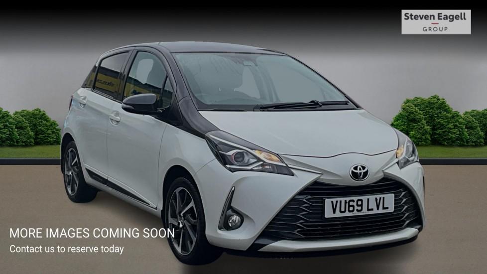 Main listing image - Toyota Yaris