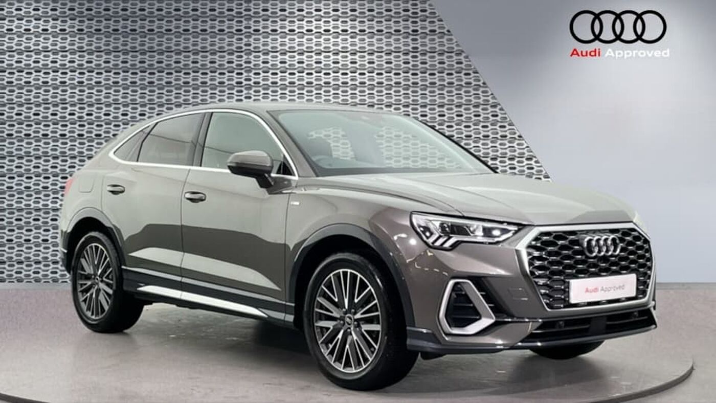 Main listing image - Audi Q3