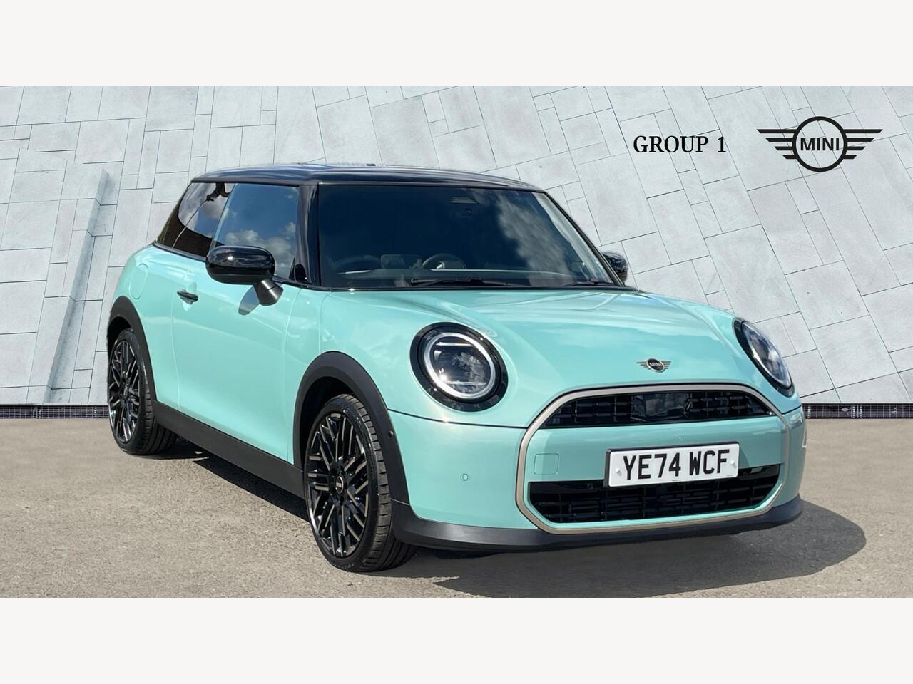 Main listing image - MINI Hatchback