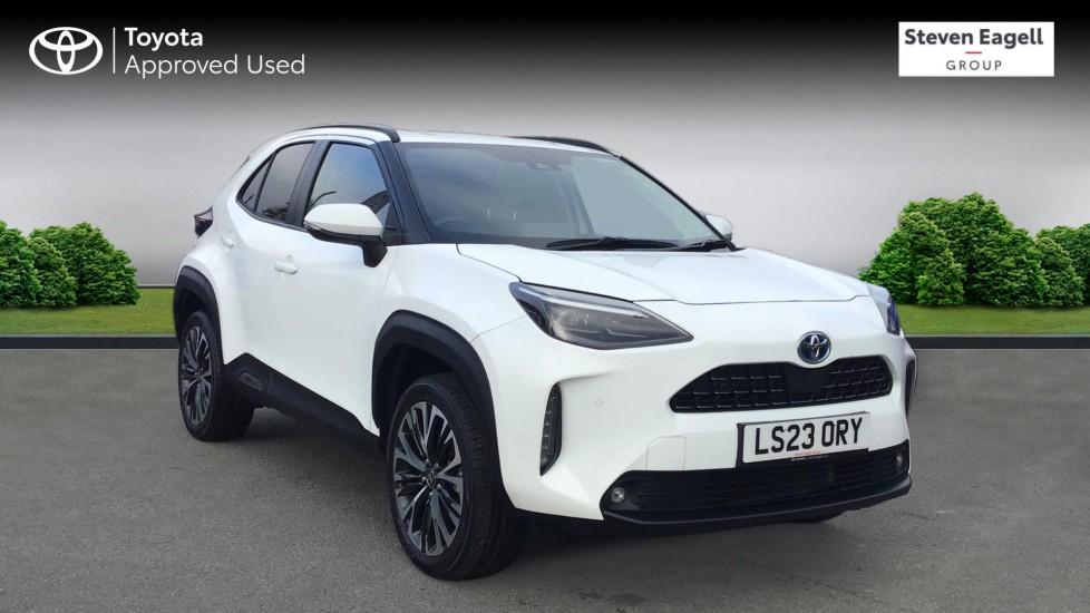 Main listing image - Toyota Yaris Cross