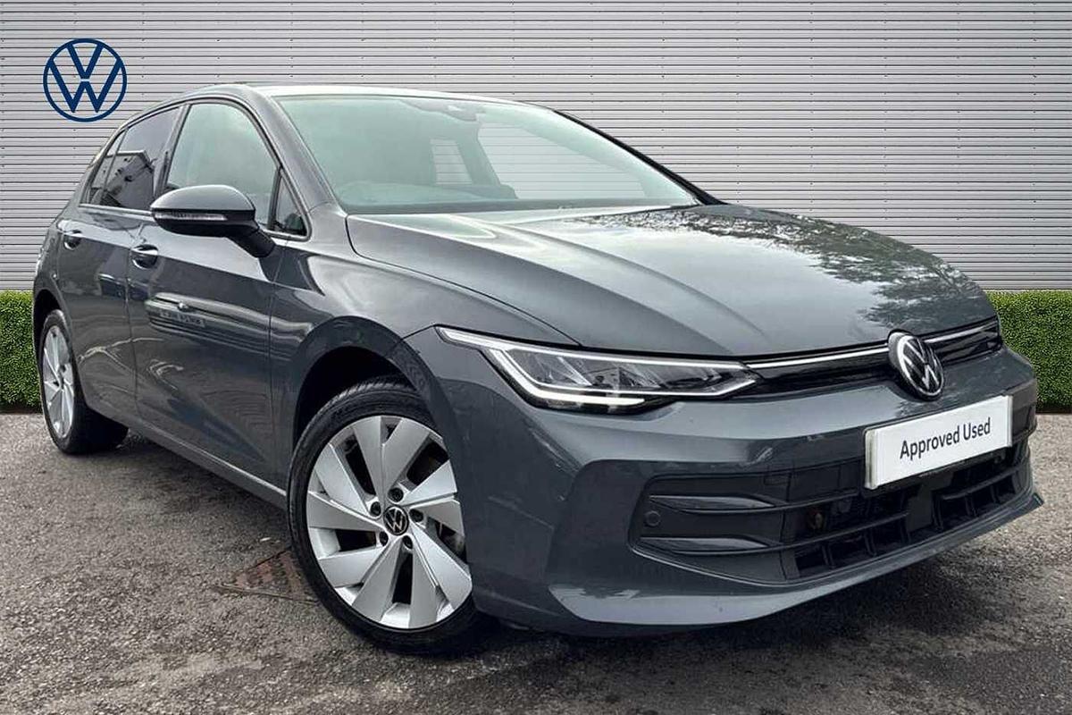Main listing image - Volkswagen Golf