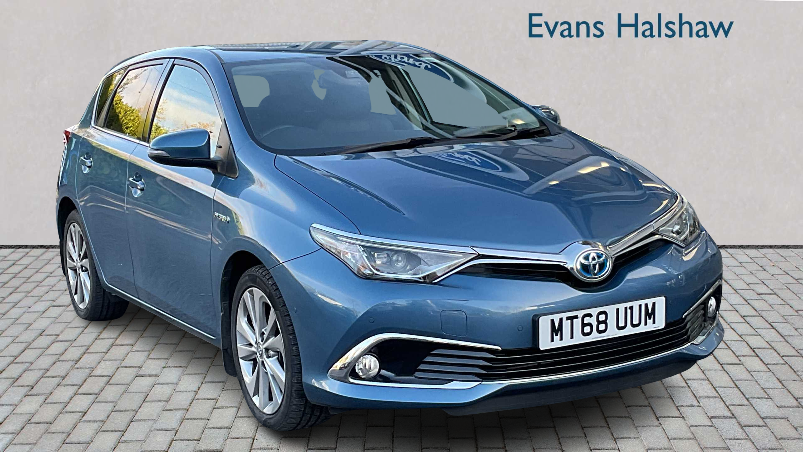 Main listing image - Toyota Auris