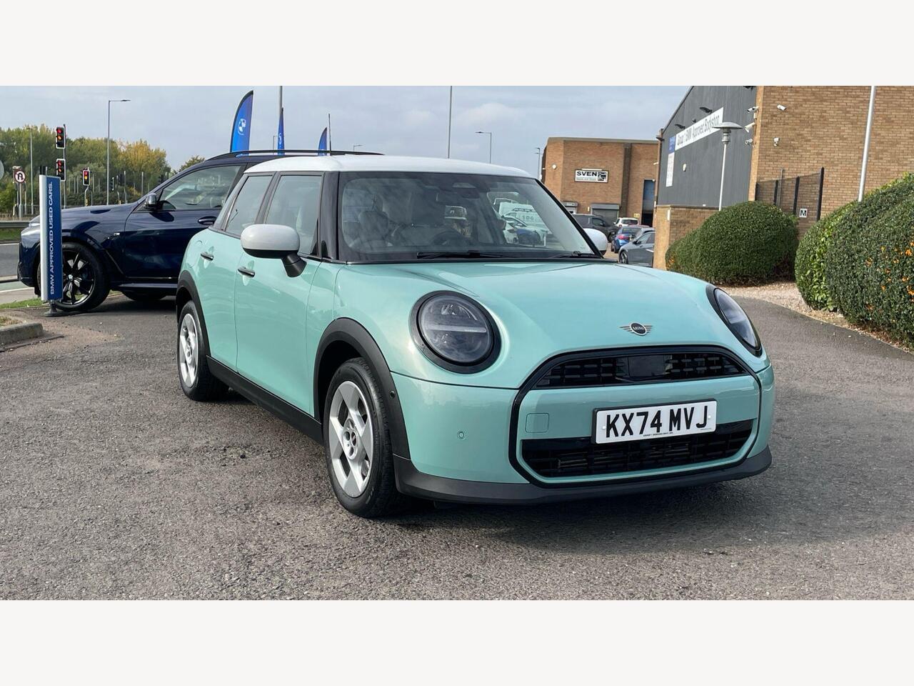 Main listing image - MINI Hatchback 5dr