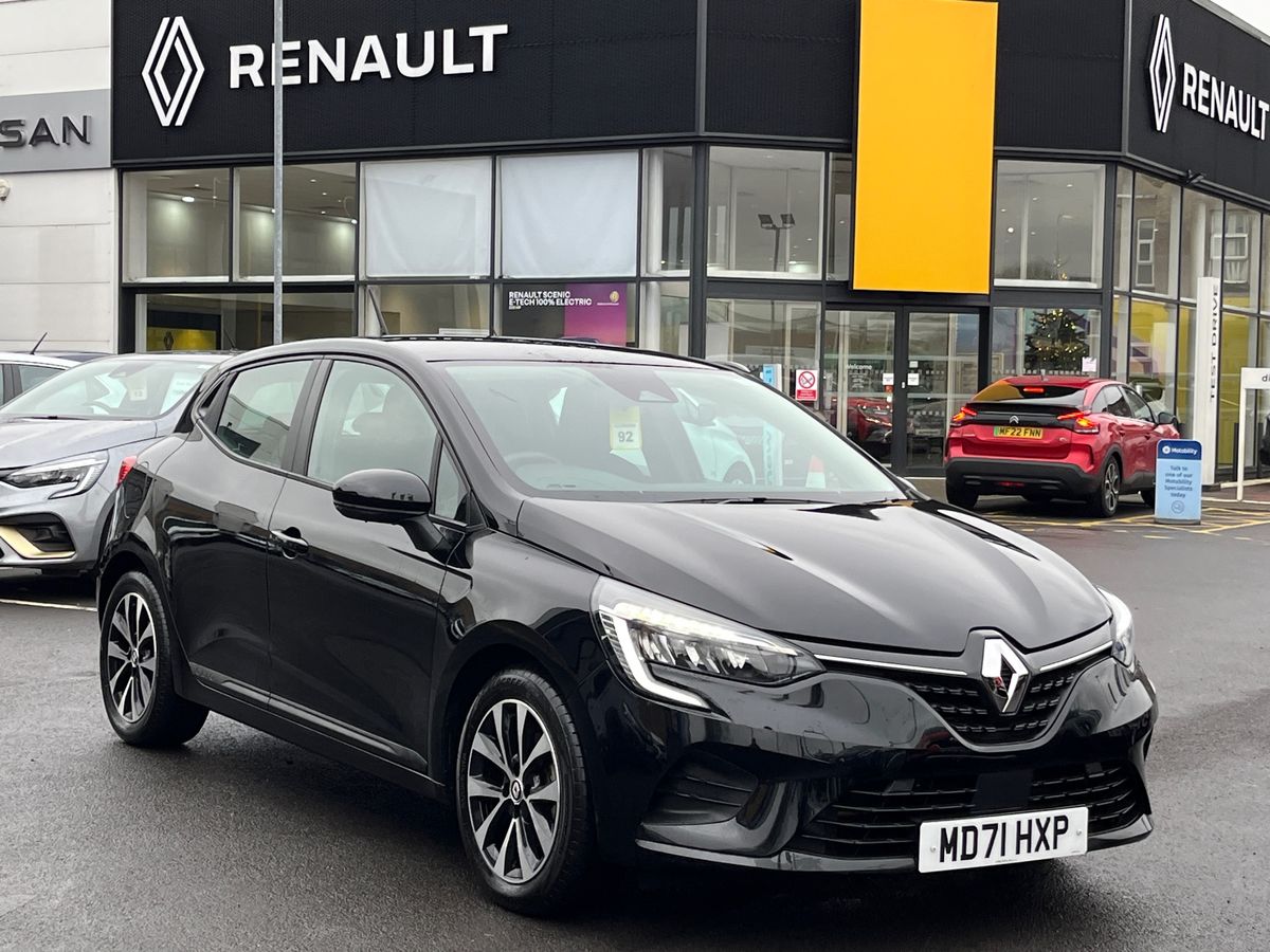 Main listing image - Renault Clio