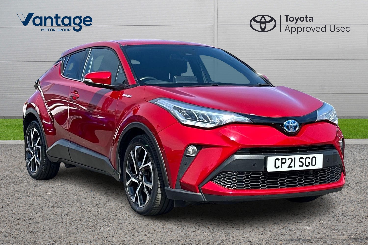 Main listing image - Toyota C-HR