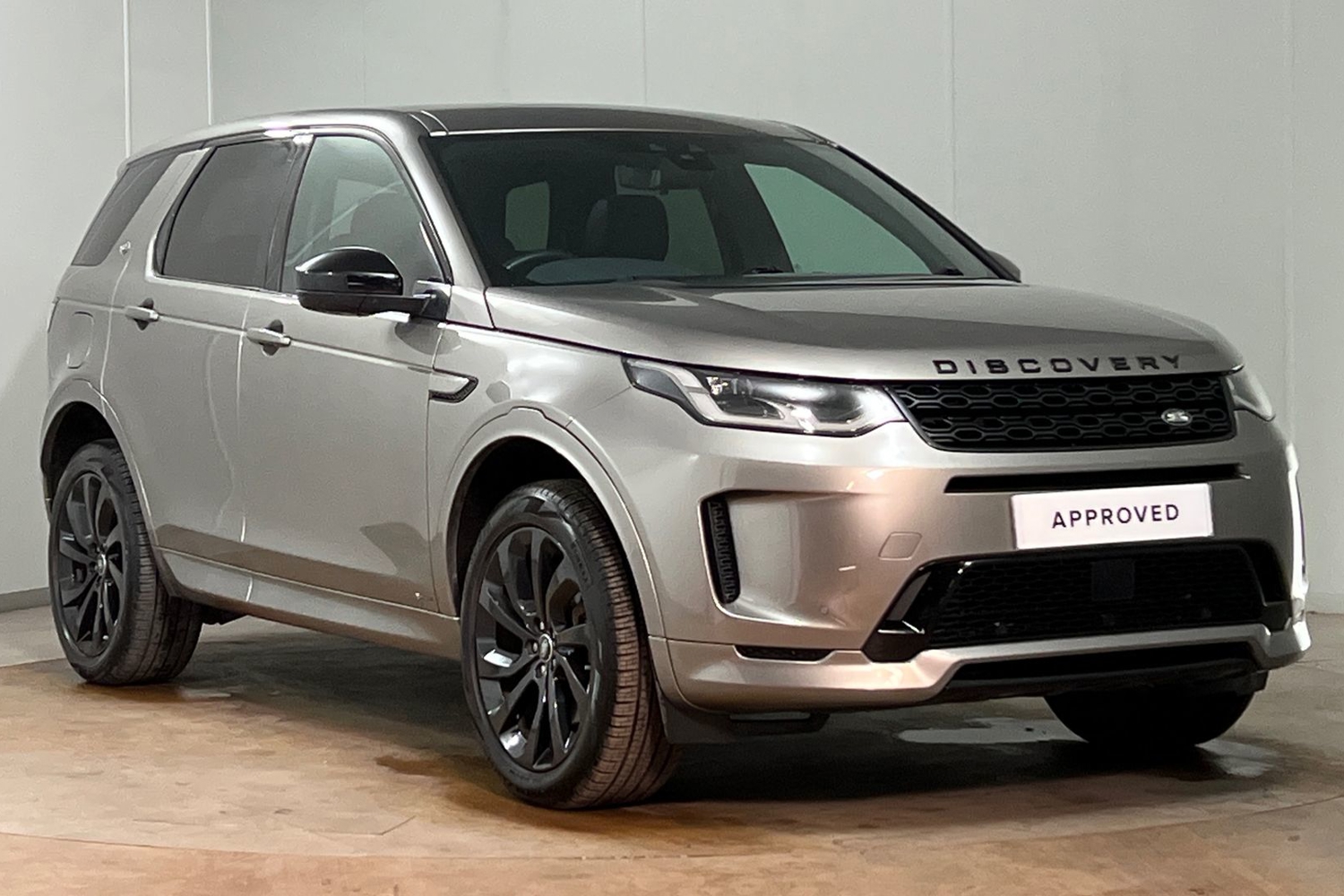 Main listing image - Land Rover Discovery Sport