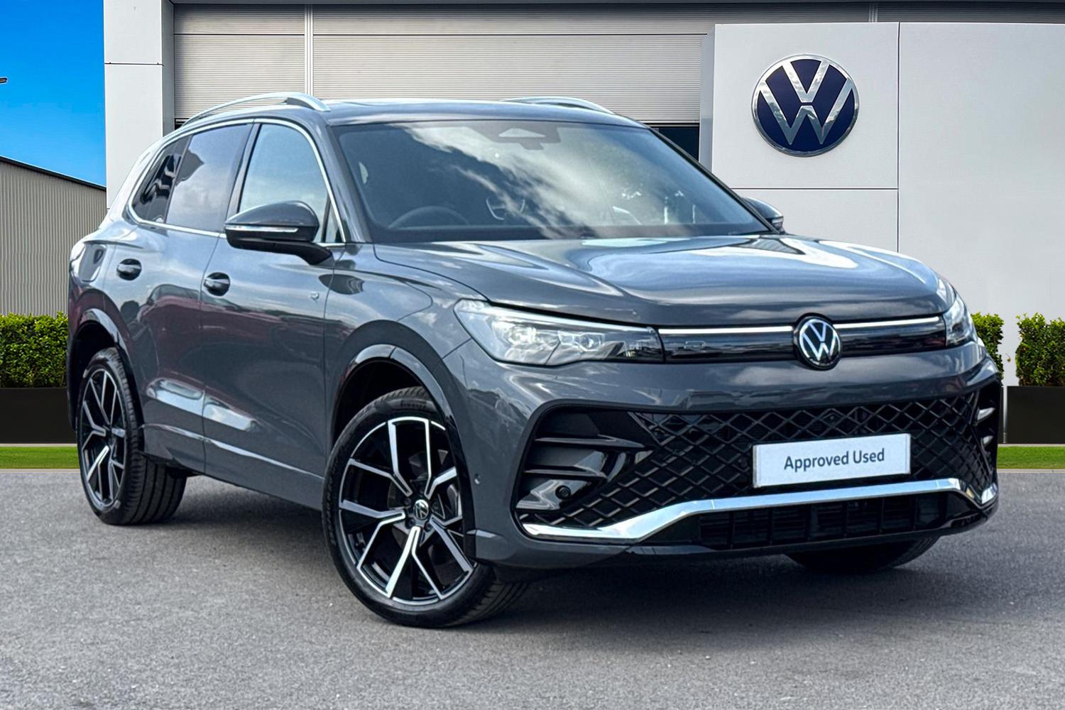 Main listing image - Volkswagen Tiguan