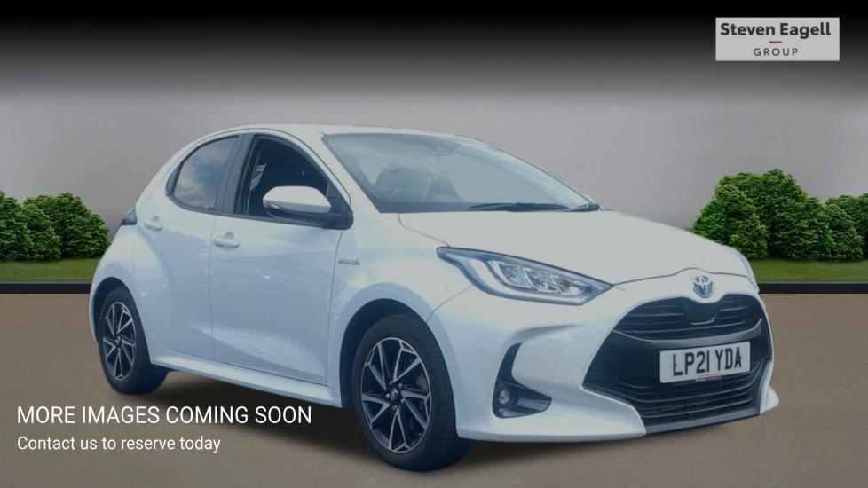 Main listing image - Toyota Yaris