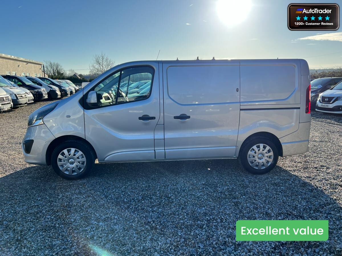 Main listing image - Vauxhall Vivaro