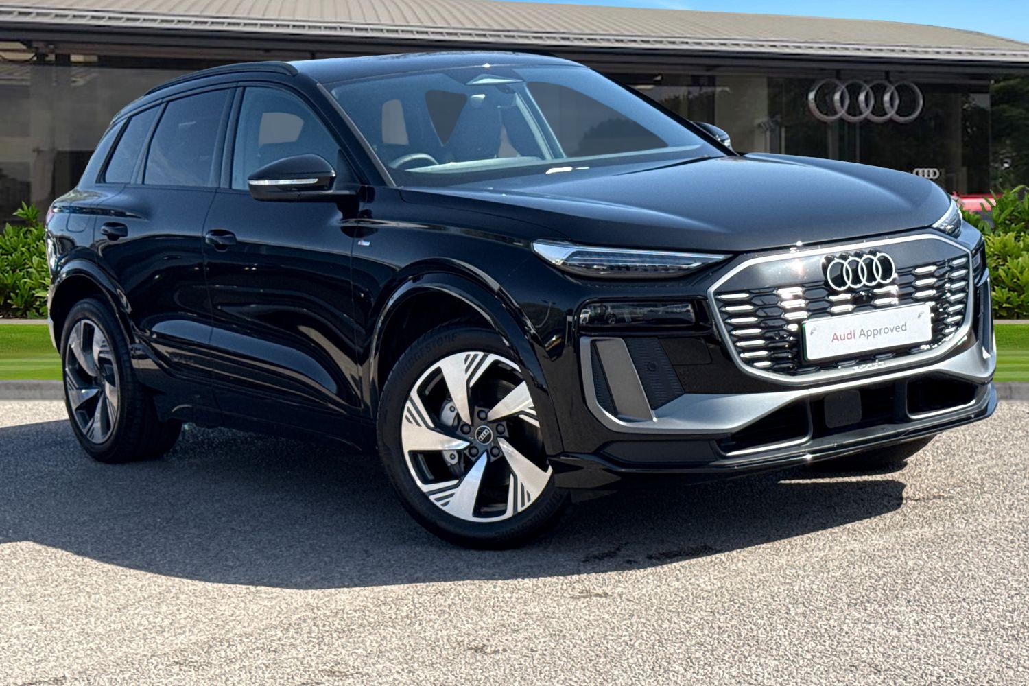 Main listing image - Audi Q6 e-tron