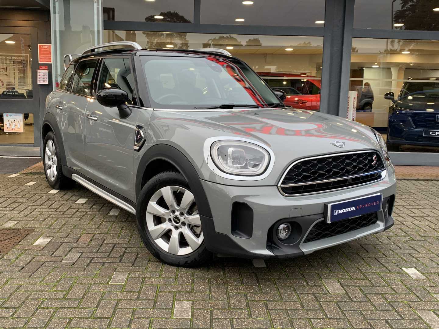 Main listing image - MINI Countryman