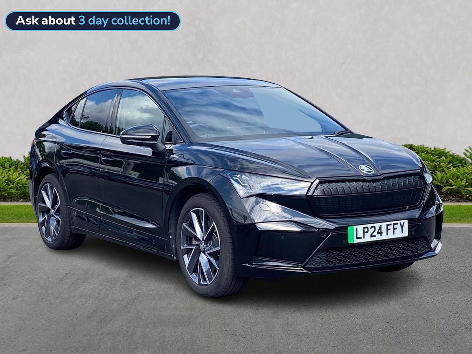 Main listing image - Skoda Enyaq
