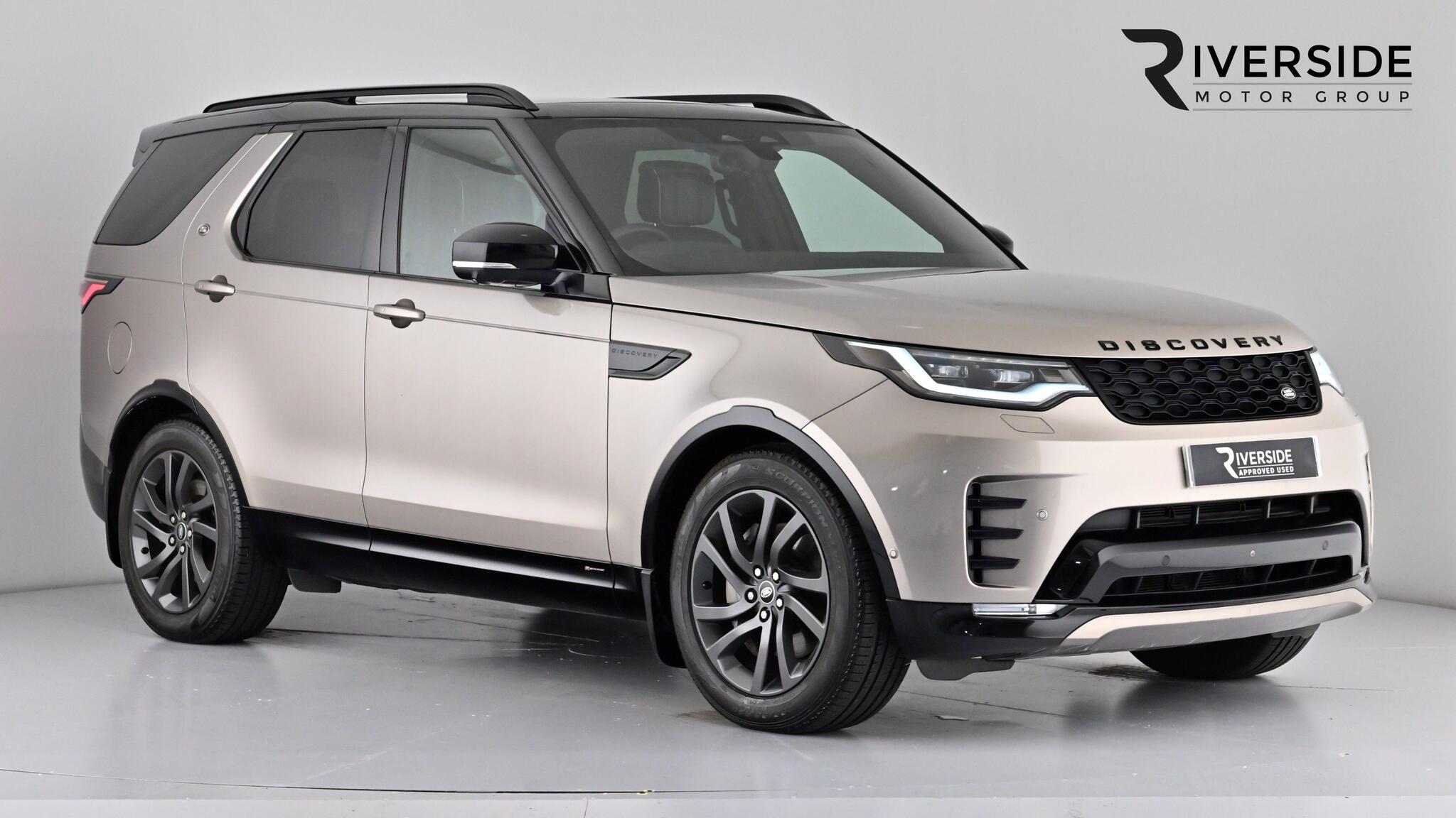 Main listing image - Land Rover Discovery