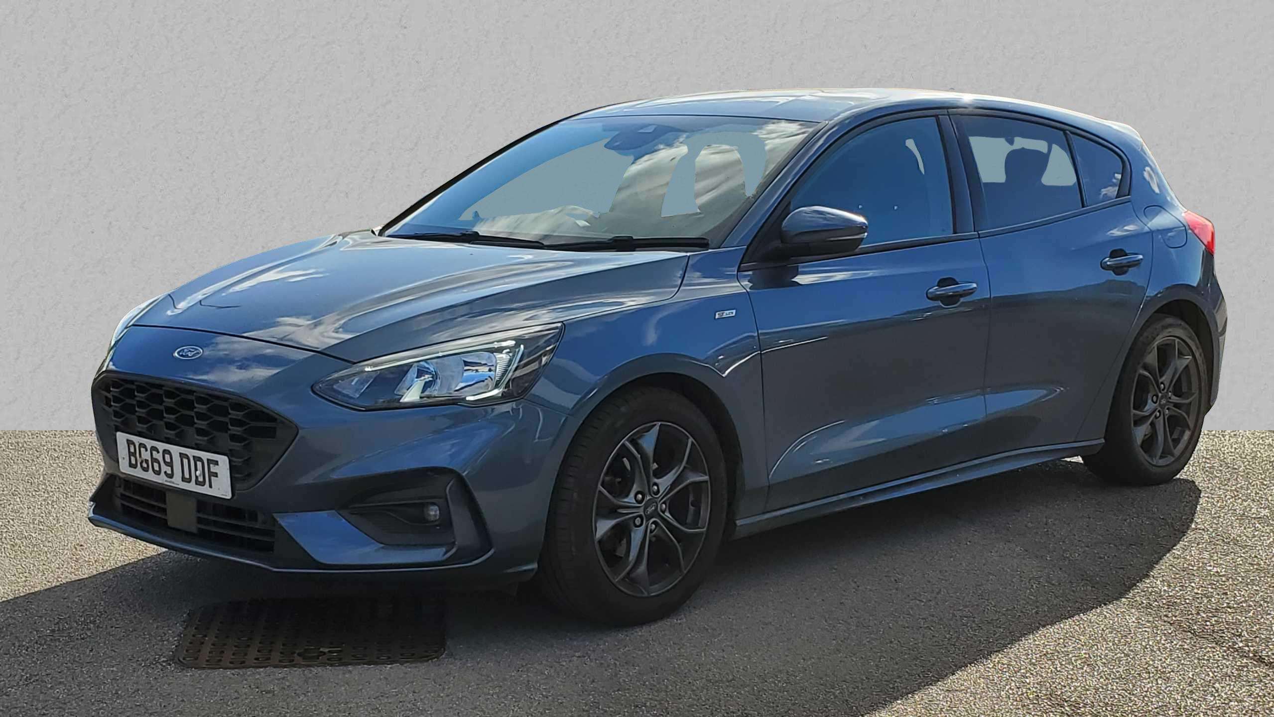 Main listing image - Ford Focus
