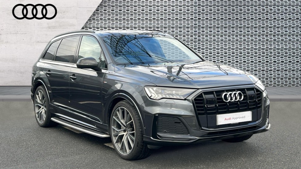 Main listing image - Audi Q7