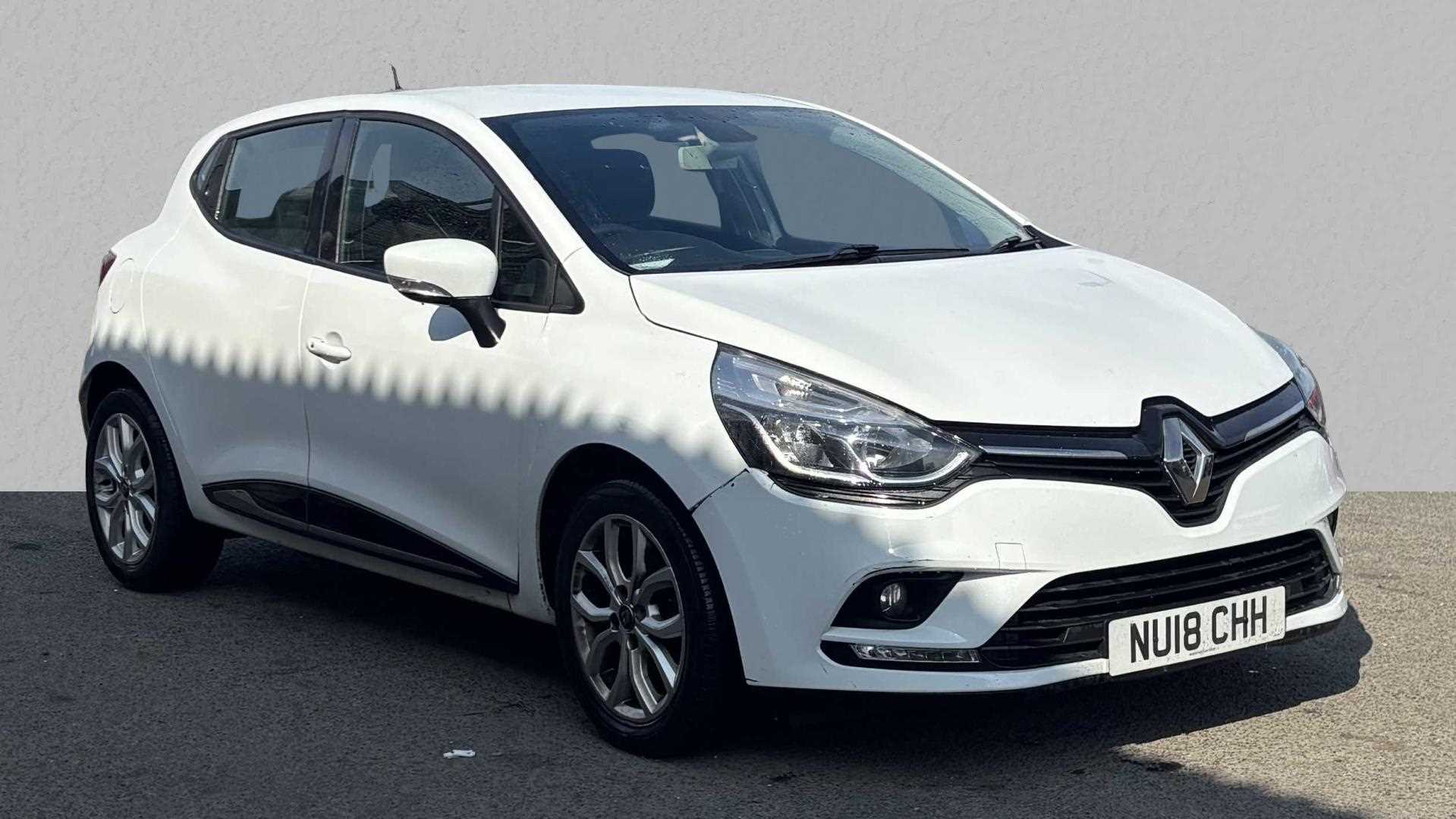 Main listing image - Renault Clio