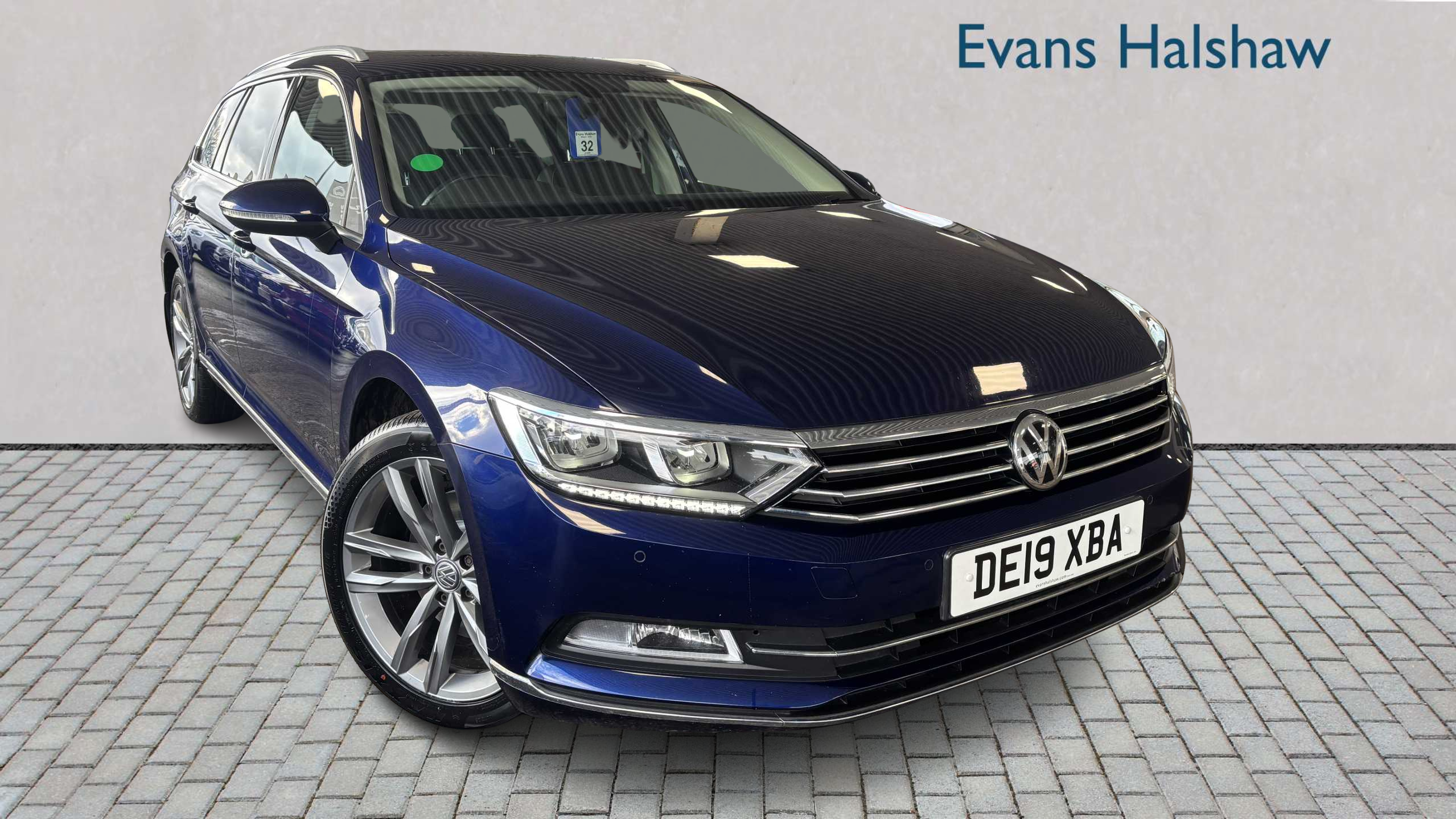 Main listing image - Volkswagen Passat Estate