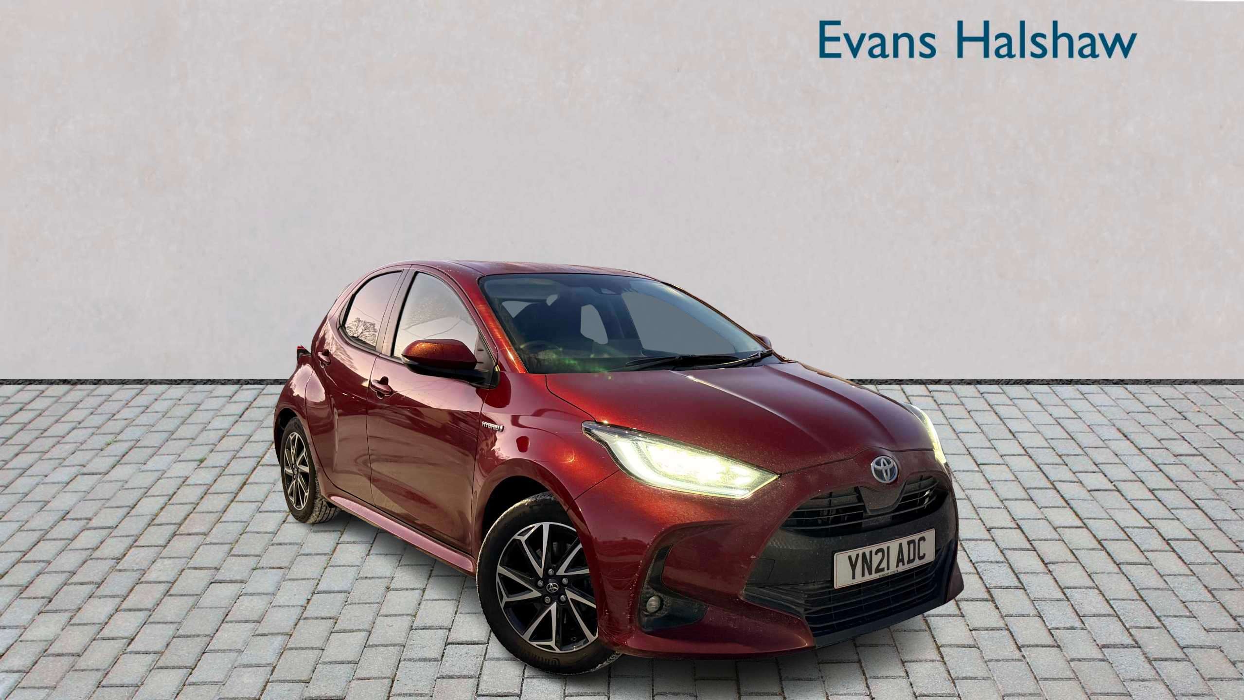 Main listing image - Toyota Yaris