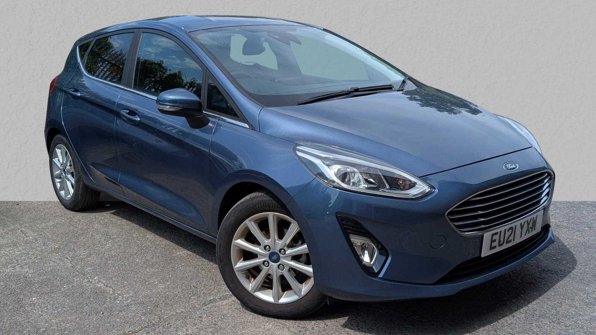 Main listing image - Ford Fiesta