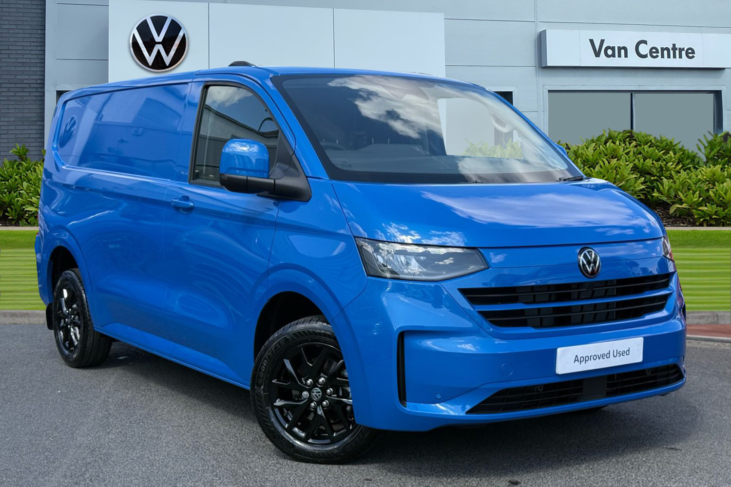 Main listing image - Volkswagen Transporter
