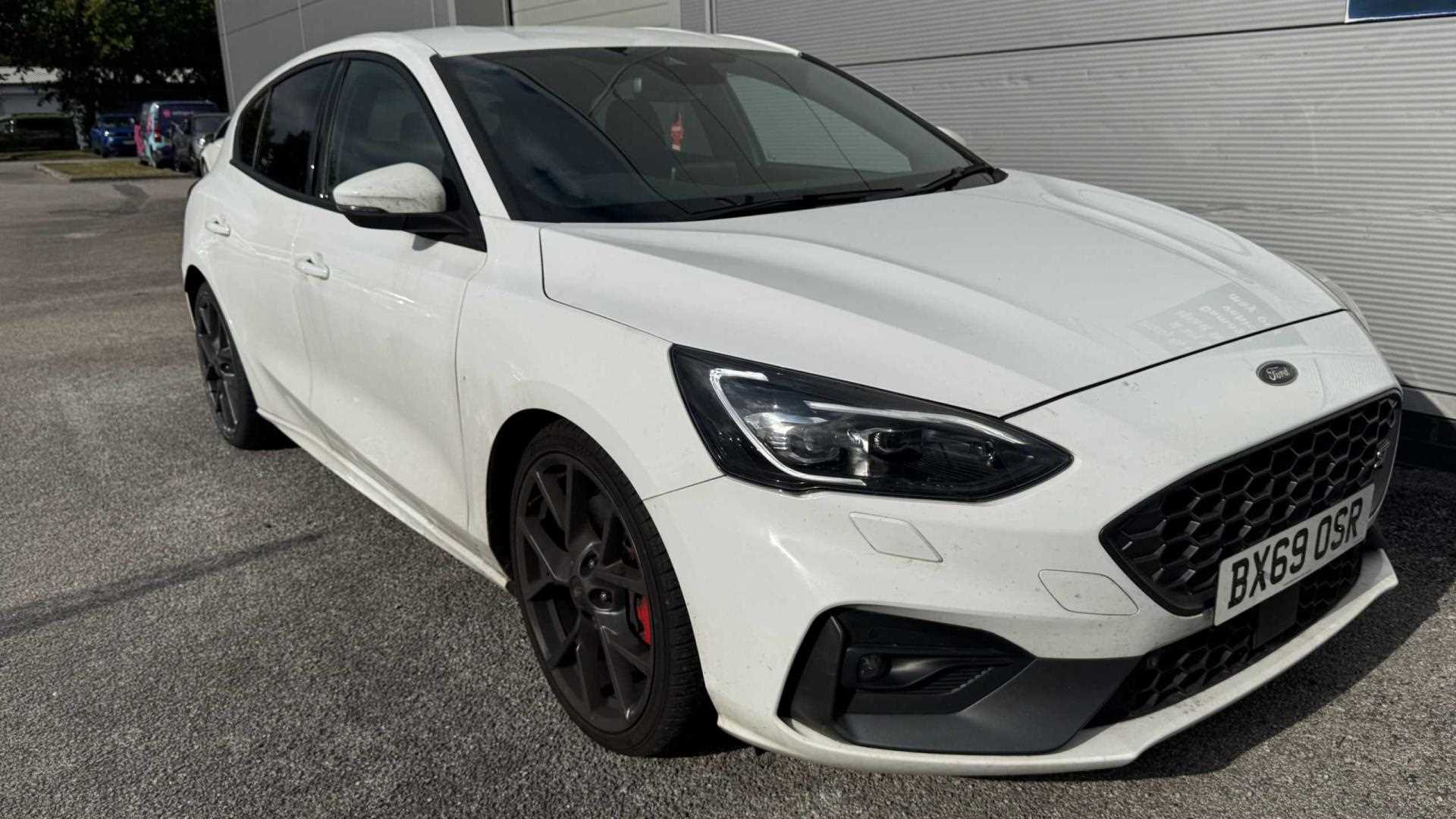 Main listing image - Ford Focus ST