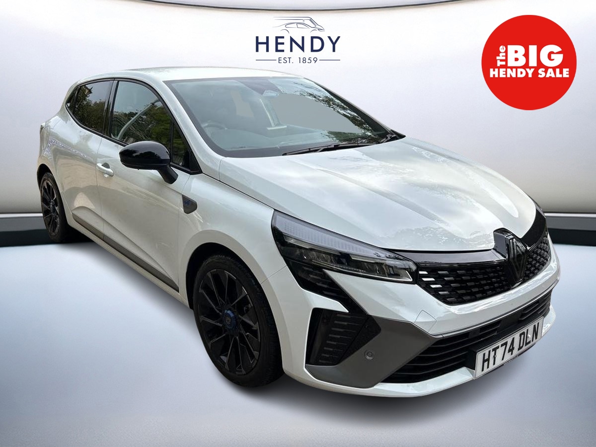 Main listing image - Renault Clio