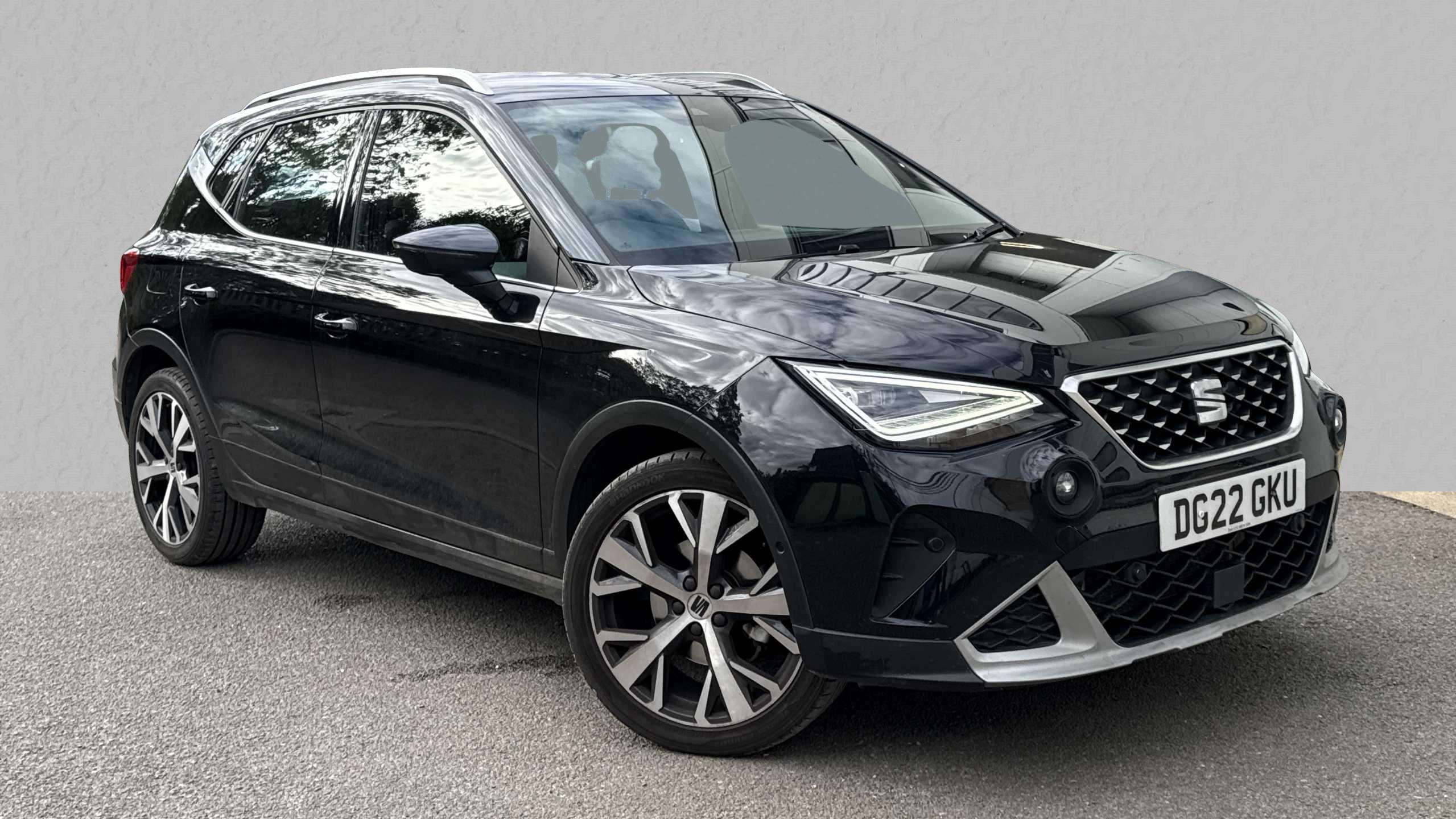 Main listing image - SEAT Arona