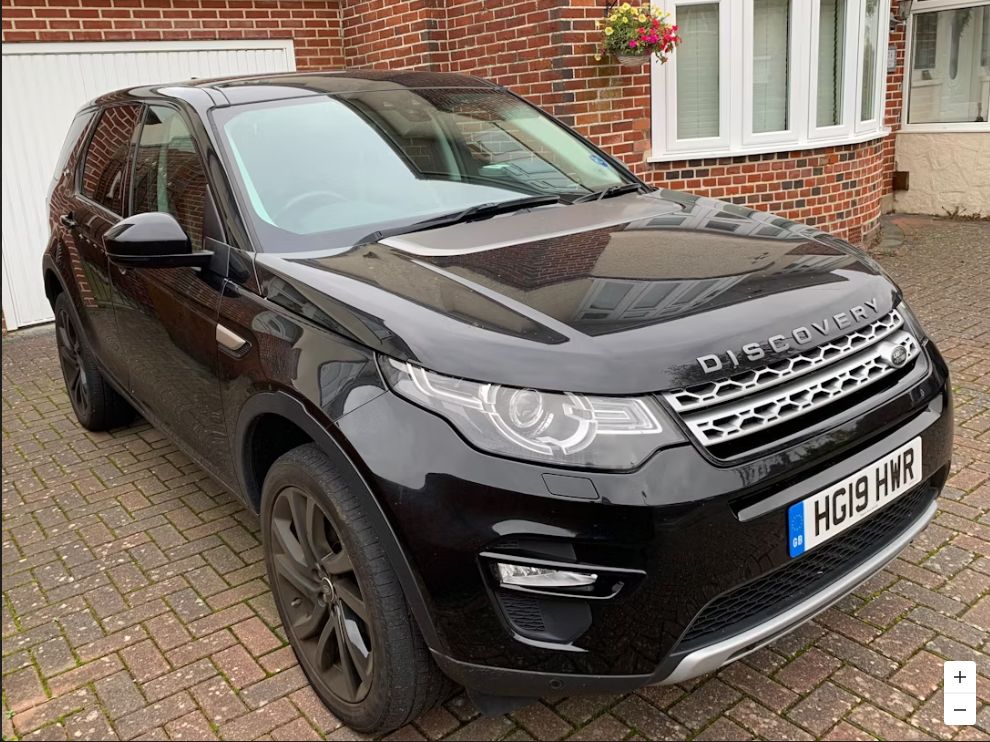 Main listing image - Land Rover Discovery Sport