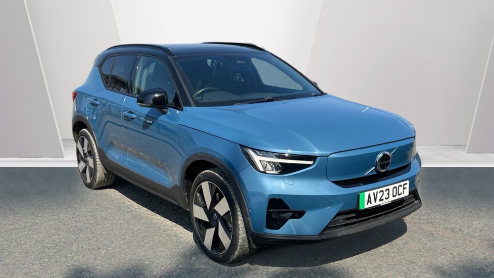 Main listing image - Volvo XC40