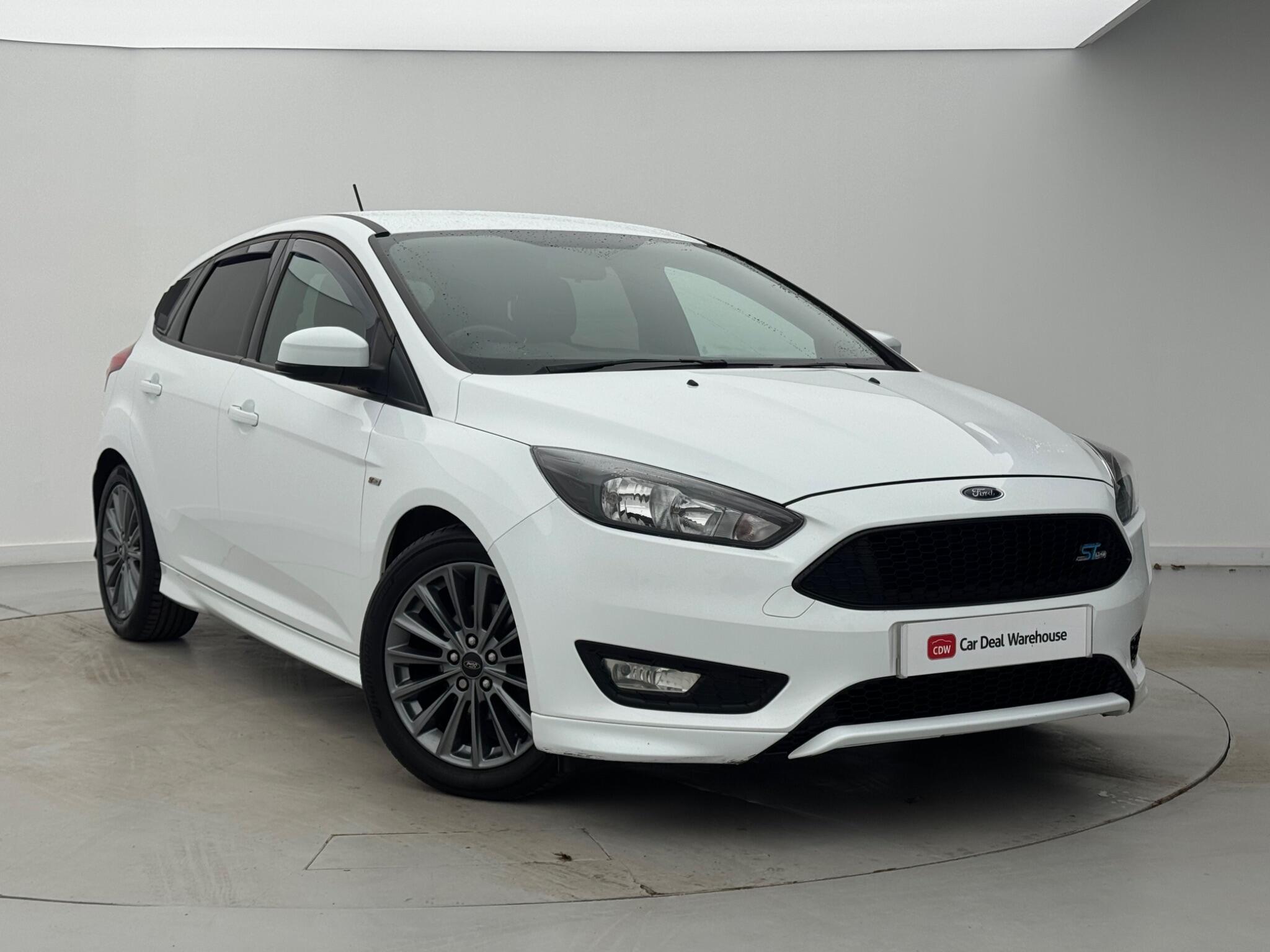 Main listing image - Ford Focus