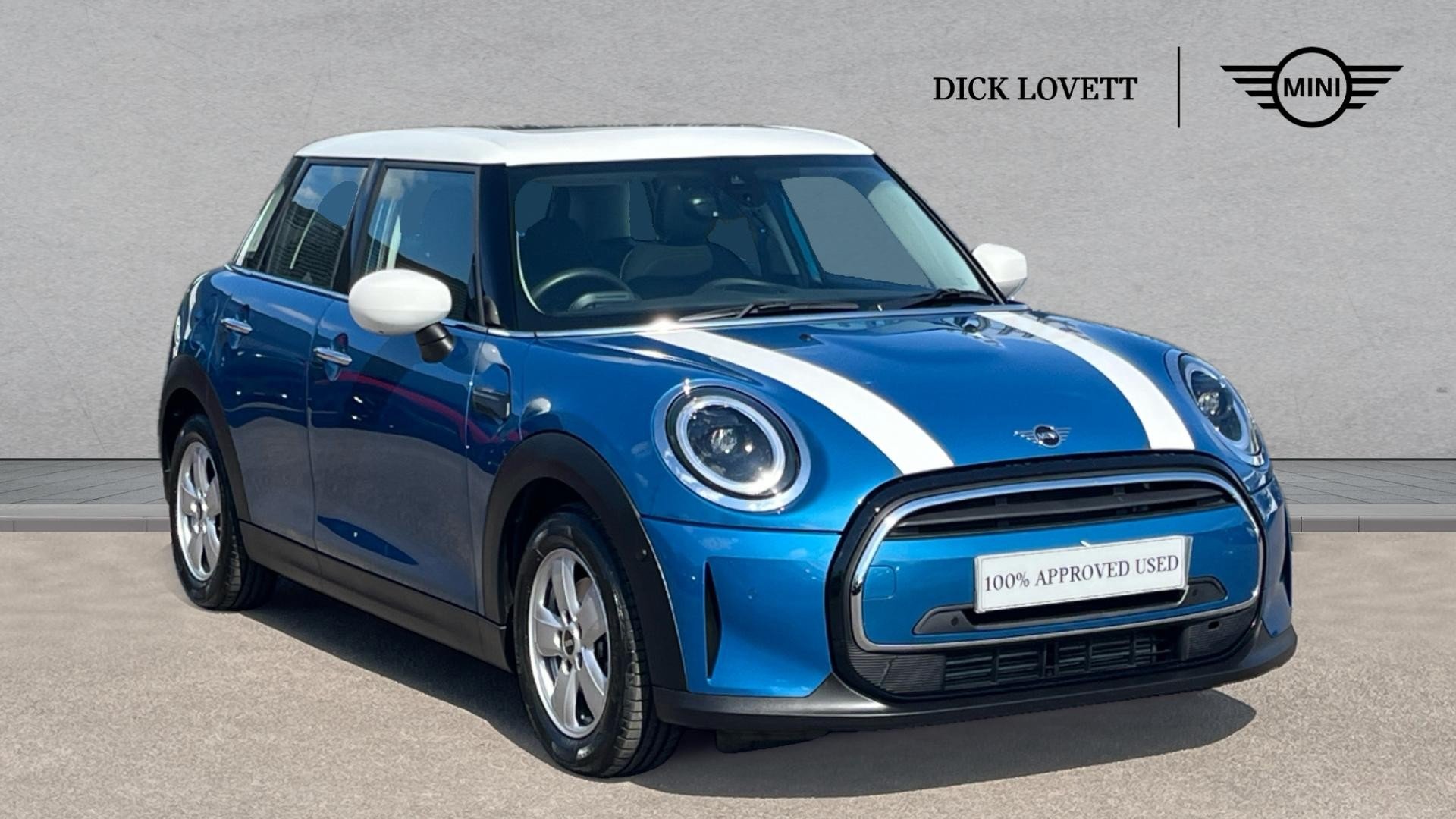 Main listing image - MINI Hatchback 5dr