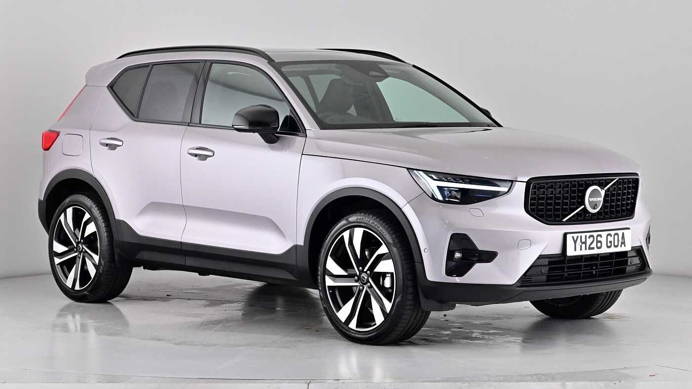 Main listing image - Volvo XC40