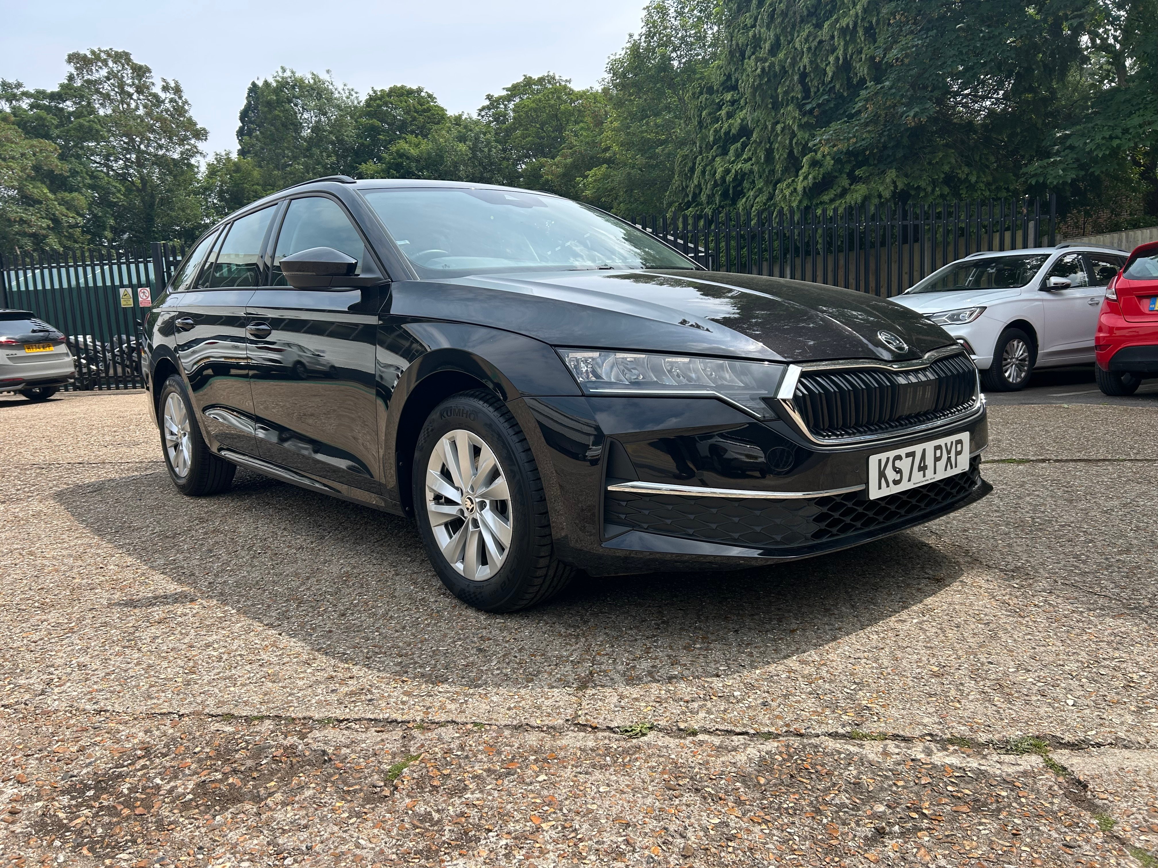 Main listing image - Skoda Octavia Estate