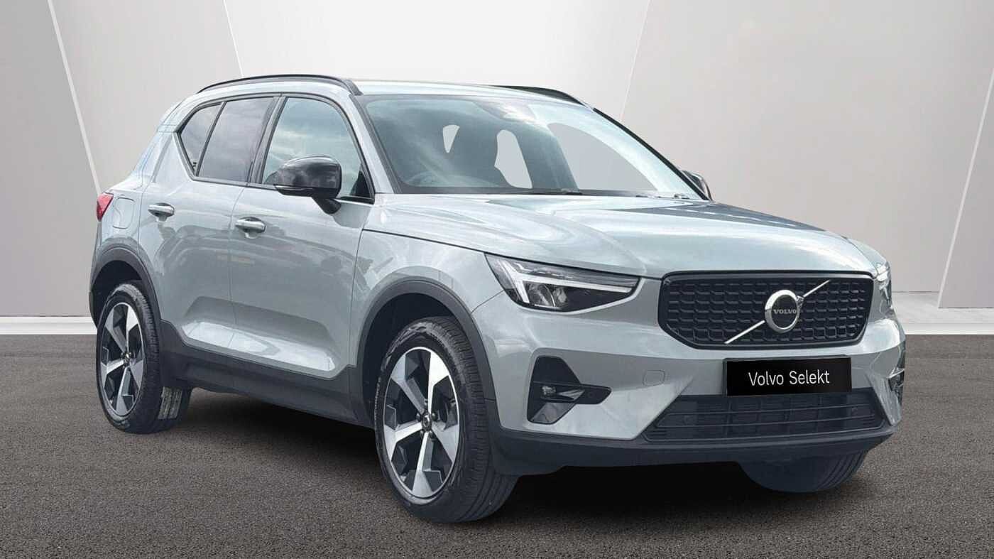Main listing image - Volvo XC40